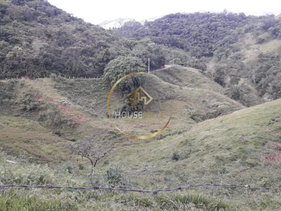 Imagem Sitio com 7 alqueires, Casa de 4 Dormitórios, Monteiro Lobato.