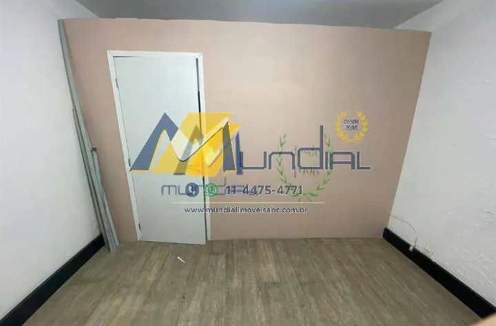 Imagem Vendo Sala Comercial em São Caetano, Centro. Proximo a Av Goias.
