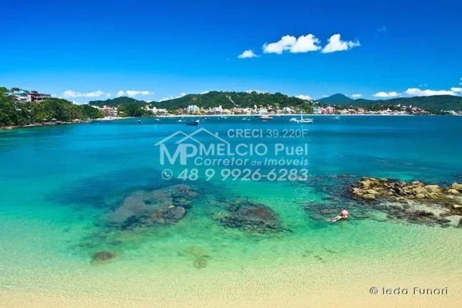 Imagem Oportunidade Na Praia De Bombas 400 metros da praia. Um Belo Apartamento, Com 3 Dormitório Garagem Dupla Fica no 4° Andar Apartamento todo Mobiliado