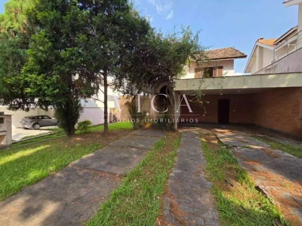 Imagem Alphaville 12| Casa 300m² 4 dorm 2 suítes, piscina e 3 vagas |2.100.000