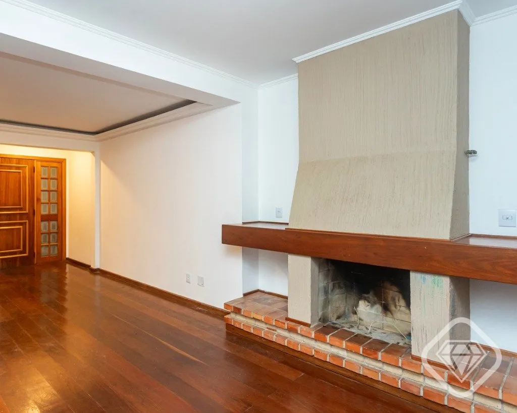 Imagem Apartamento térreo amplo, com pátio exclusivo e sacadão com churrasqueira em Ipanema, próximo à...