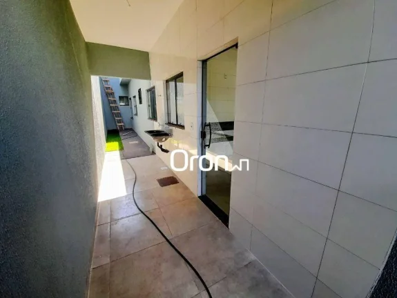 Imagem Casa com 3 dormitórios à venda, 96 m² por R$ 340.000,00 - Residencial Orlando Morais - Goiânia/GO