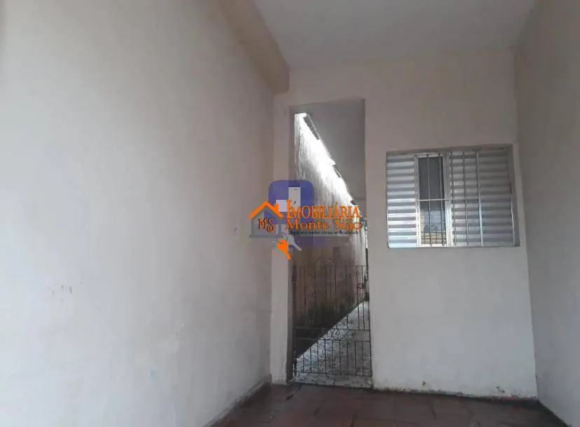 Imagem Casa com 3 dormitórios à venda, 240 m² por R$ 498.200,00 - Jardim Santa Cecília - Guarulhos/SP