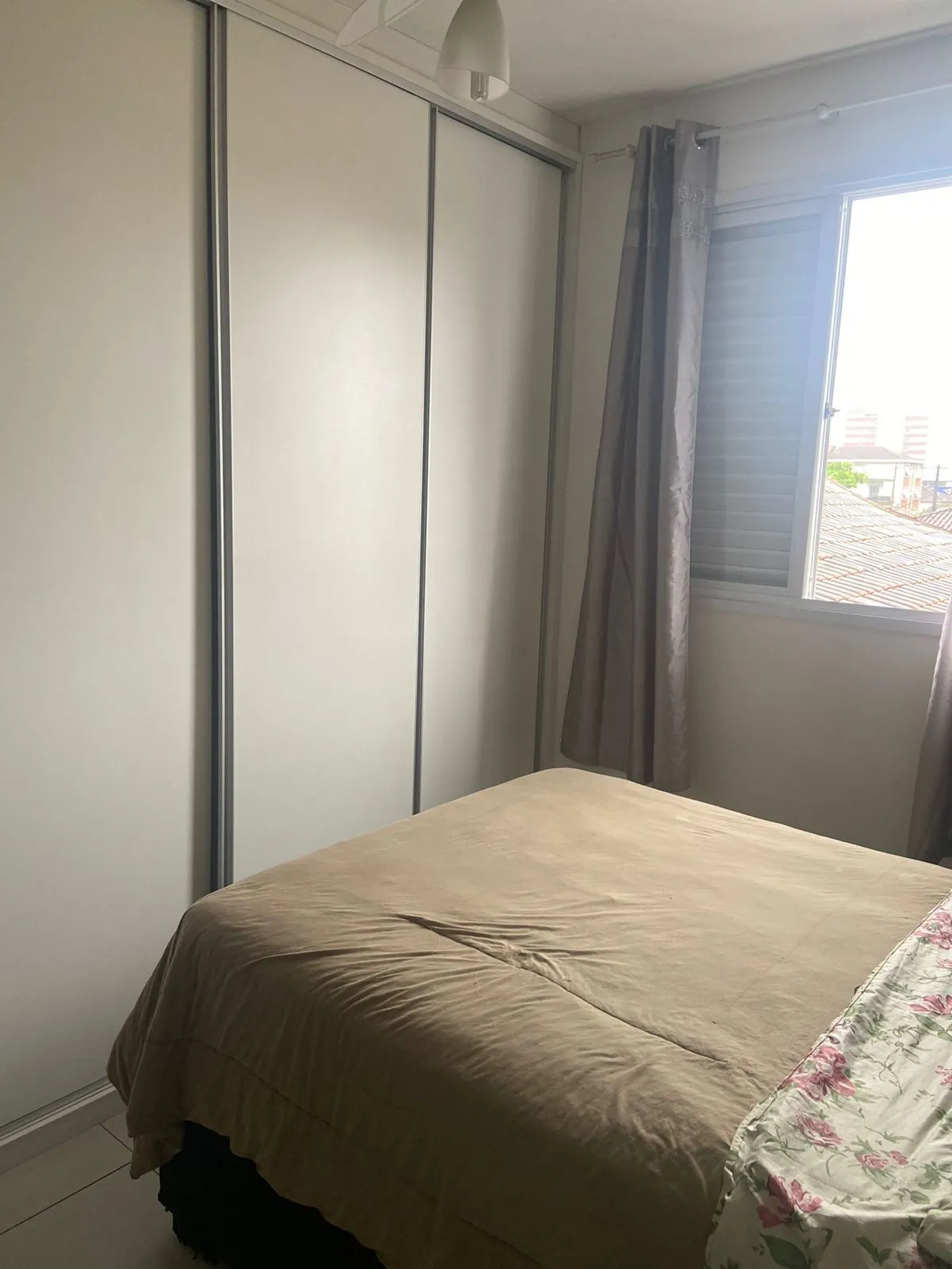 Imagem Residência Exclusiva no Marapé: Espaço, Elegância e Conforto em Cada Canto