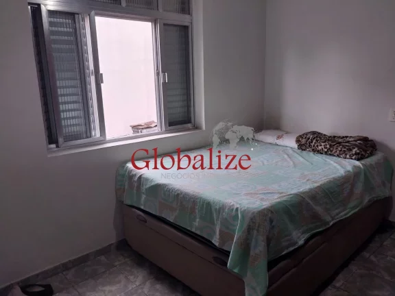 Imagem Apartamento com 2 dormitorios,1 banheiro, salão de festas, área de serviço e vaga no Embaré em Santos por R$ 310.000,00