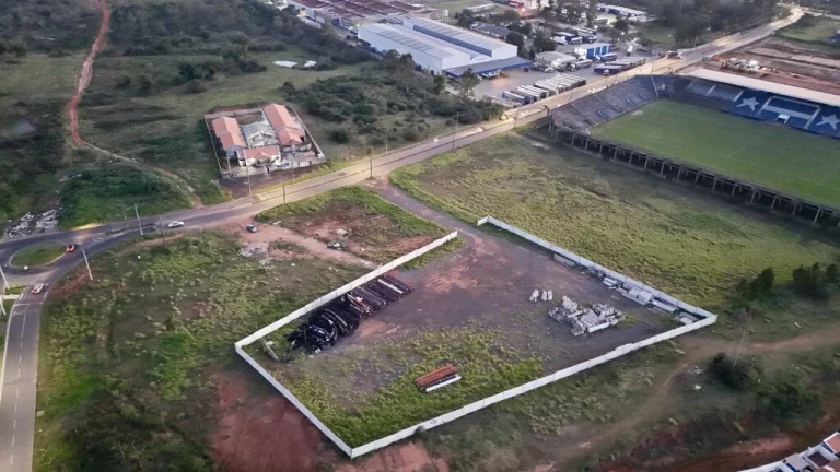 Imagem Terreno/Lote Residencial para venda no bairro Distrito Industrial em Cachoeirinha