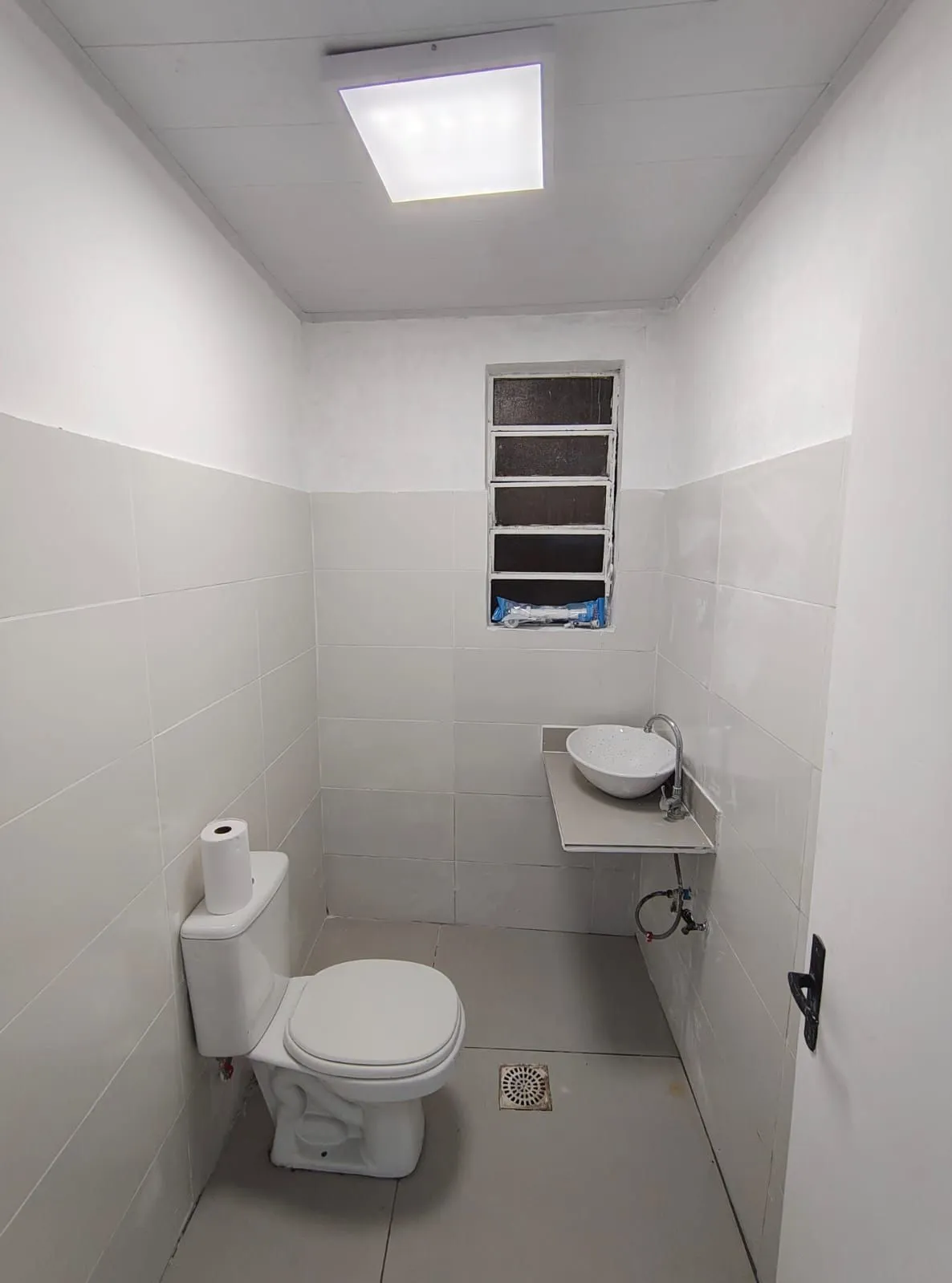 Imagem Vende-se loja com 100 m² - Floresta
