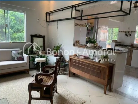 Imagem Casa Espaçosa com Piscina e Energia Solar no Condomínio Tabatinga - Valinhos