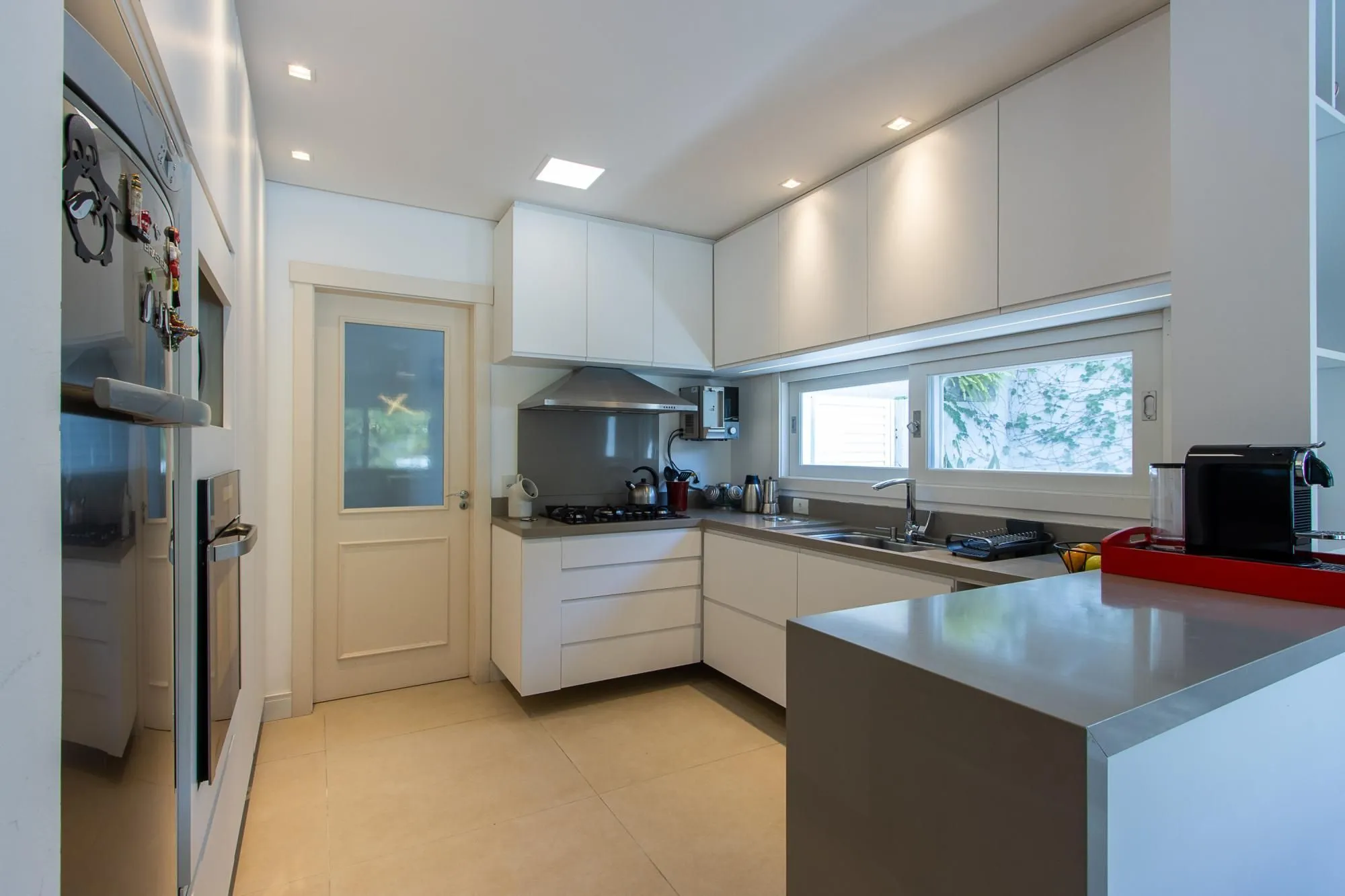 Imagem Casa no Condominio Terra Ville, com 3 quartos, piscina aquecida, espera elevador