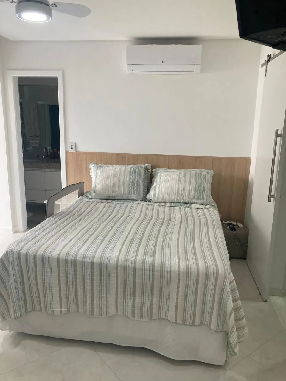 Imagem Apartamento com 3 quartos à venda em Vila Velha