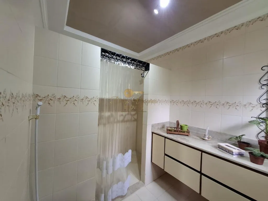 Imagem Casa em Condomínio para Venda em Teresópolis / RJ no bairro Albuquerque