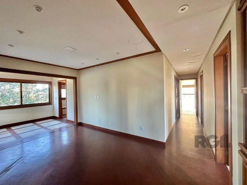 Imagem Apartamento com 4 suítes no Bairro Rio Branco semi-mobiliado com vista 360 graus