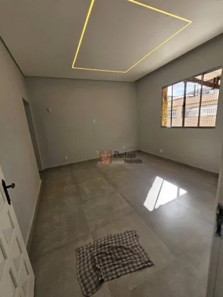 Imagem Casa com 3 dormitórios à venda, 192 m² por R$ 850.000 - Vila Valença - São Vicente/SP