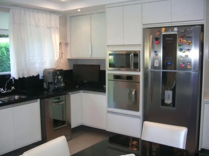 Imagem Espetacular chácara à venda em Valinhos-SP, bairro Joapiranga, com 3 quartos, 3 suítes, 2 salas, 6 banheiros, 8 vagas de garagem e 700m² de área.