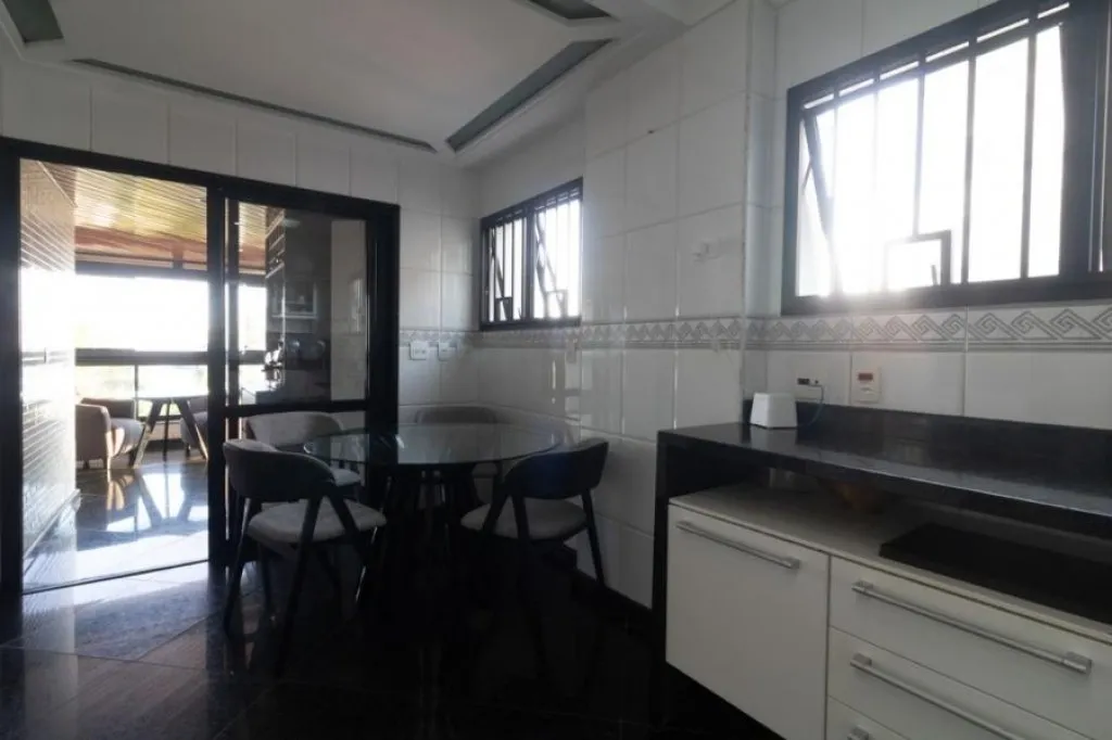 Imagem APARTAMENTO COM 266,00 m² - CANTO DO FORTE - PRAIA GRANDE SP