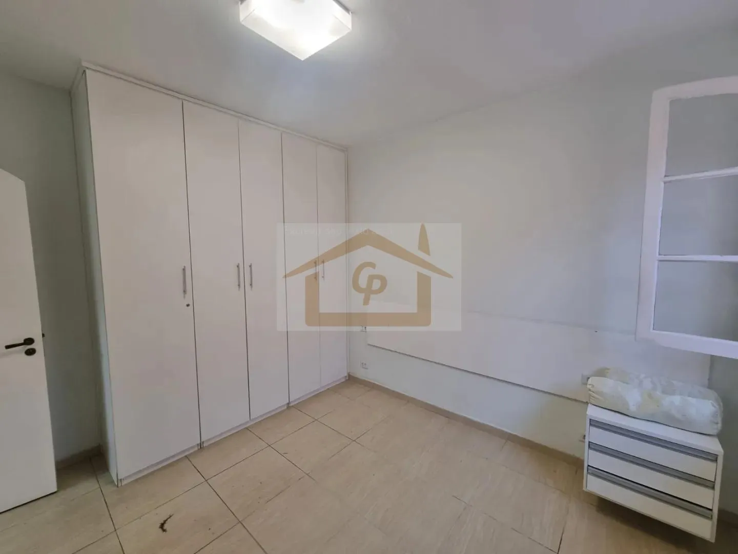 Imagem Casa Térrea Isolada com Amplo Quintal no Residencial Jardim das Flores - Granja Viana