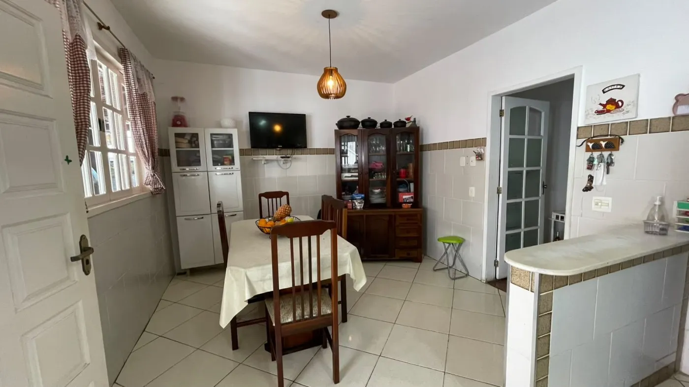 Imagem Casa para Venda em Petrópolis / RJ no bairro Corrêas
