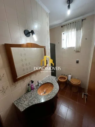 Imagem Esta casa ampla e funcional, com 218m² de área construída, está localizada no Jardim Bela Vista,...