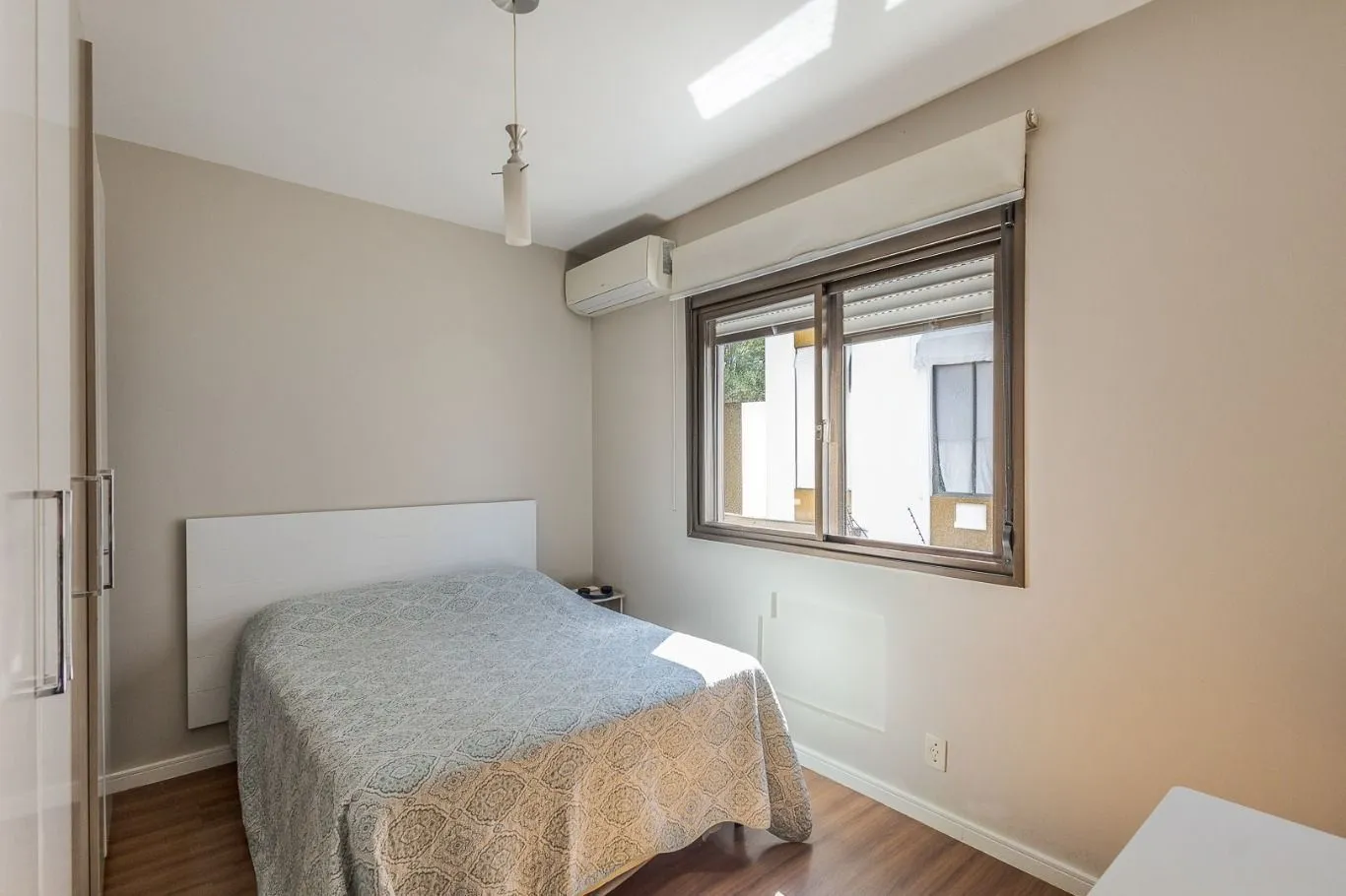 Imagem Apartamento 2 dorms à venda Rua Felipe de Oliveira, Petrópolis - Porto Alegre