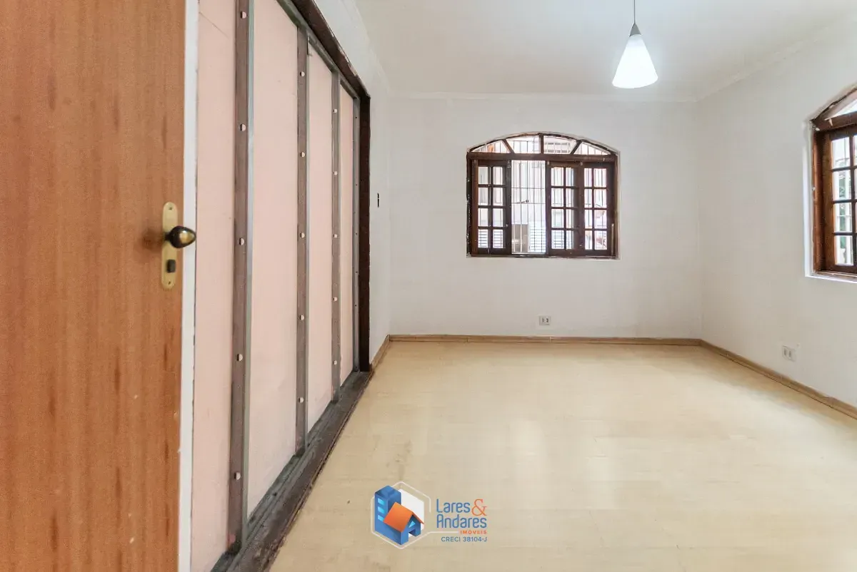 Imagem Casa para venda em Jardim Maristela com 3 quartos, sendo 1 suíte, 309m²