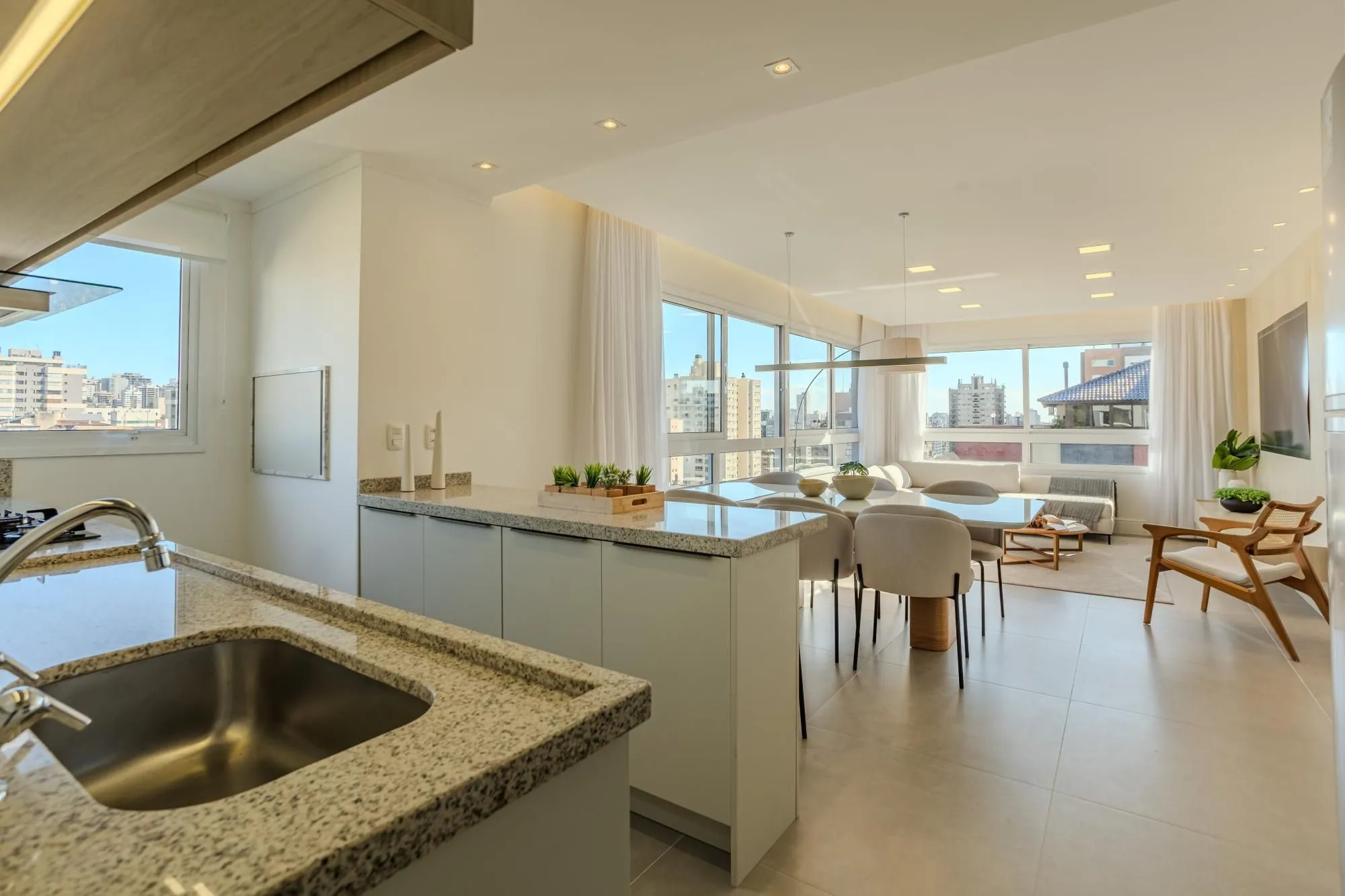 Imagem Apartamento no bairro Auxiliadora, com 03 suítes, 112m² privativos e 02 vagas de garagem!!