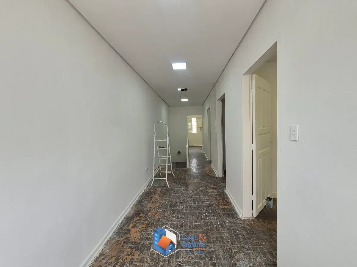 Imagem Sobrado para venda em Jardim Odete com 3 quartos, 140m²