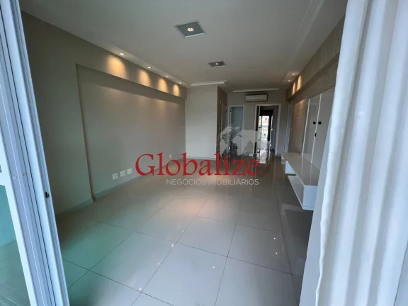 Imagem Apartamento à Venda com 2 Dormitórios e 1 Vaga no Bairro da Ponta da Praia em Santos por R$ 1.575.000,00