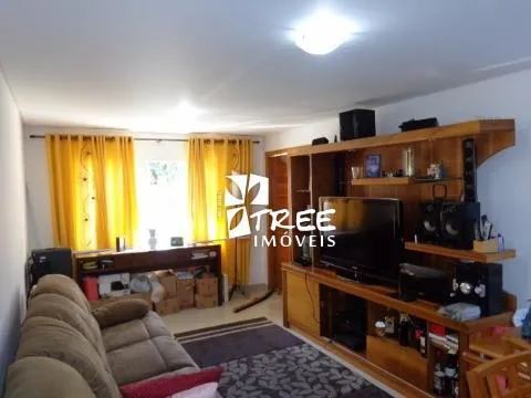 Imagem VENDA DE SOBRADO NO JARDIM PLANALTO, EM ARUJÁ/SP, 160m² com 3 suítes, 2 c/ sacada, sala de estar, copa, cozinha e garagem para 2 autos. CONSULTE-NOS.