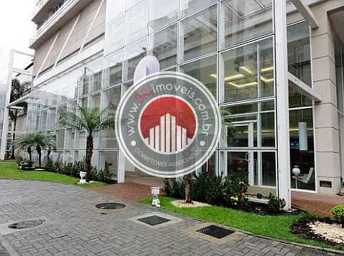 Sala Comercial a Venda no bairro Centro - Nova Iguaçu, RJ