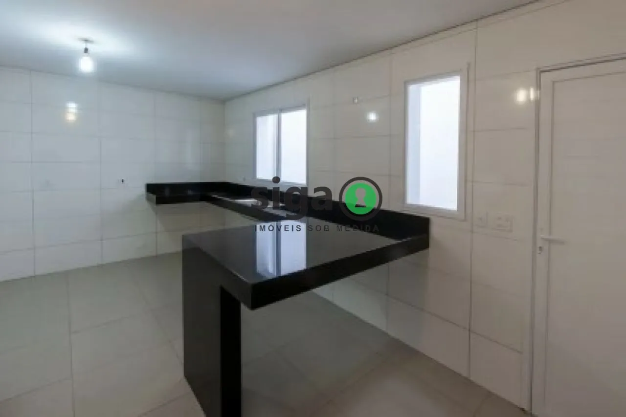 Imagem Sobrado com 3 Quartos e 3 vagas à Venda, 360 m² - Granja Julieta