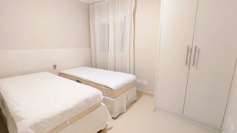 Imagem Apartamento à venda Riviera módulo 6 com vista para mar.
