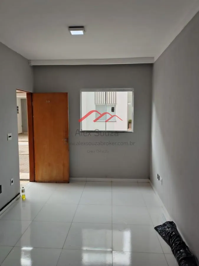Imagem Sobrado em Condomínio para Venda em Sumaré, Jardim Novo Paraná, 2 dormitórios, 1 banheiro, 1 vaga