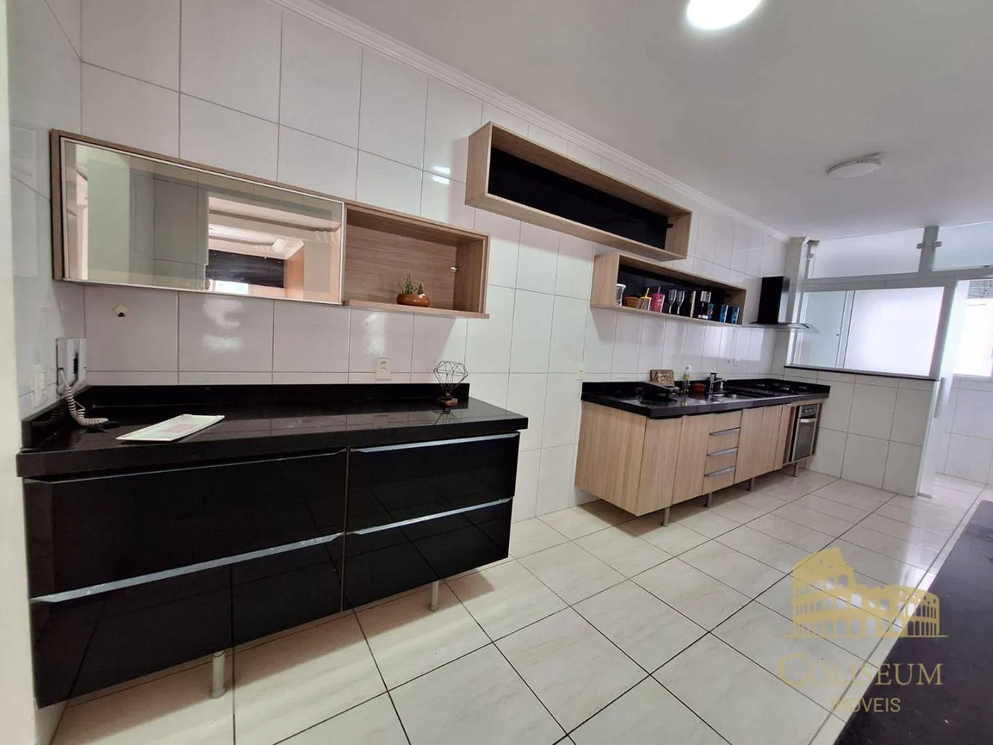 Imagem Apartamento com 3 dormitórios à venda, 115 m² por R$ 730.000,00 - Vila Assunção - Praia Grande/SP