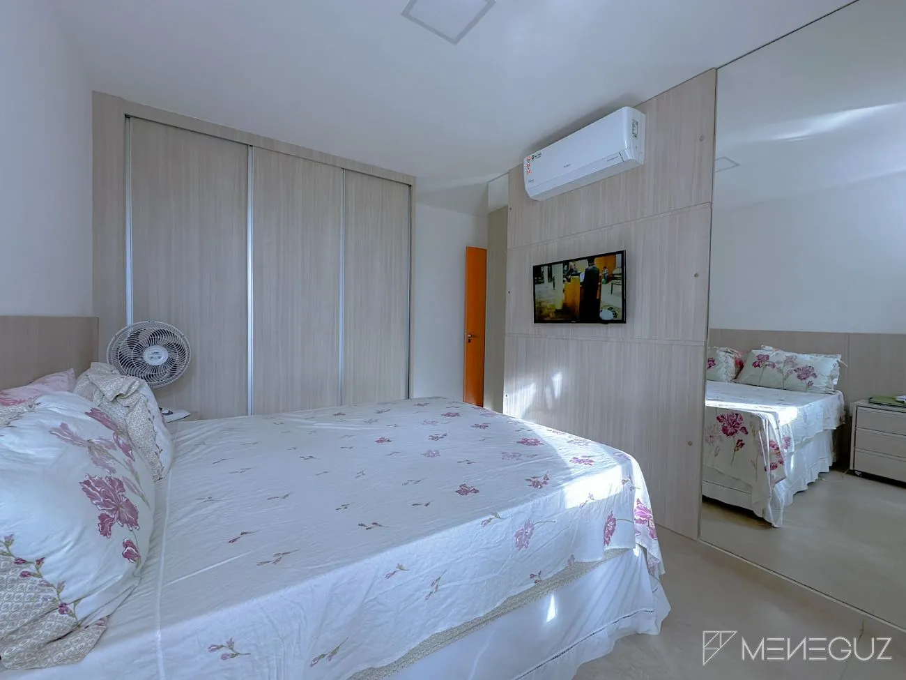 Imagem Apto 2 Quartos Mobiliado com Lazer, a poucos metros do mar