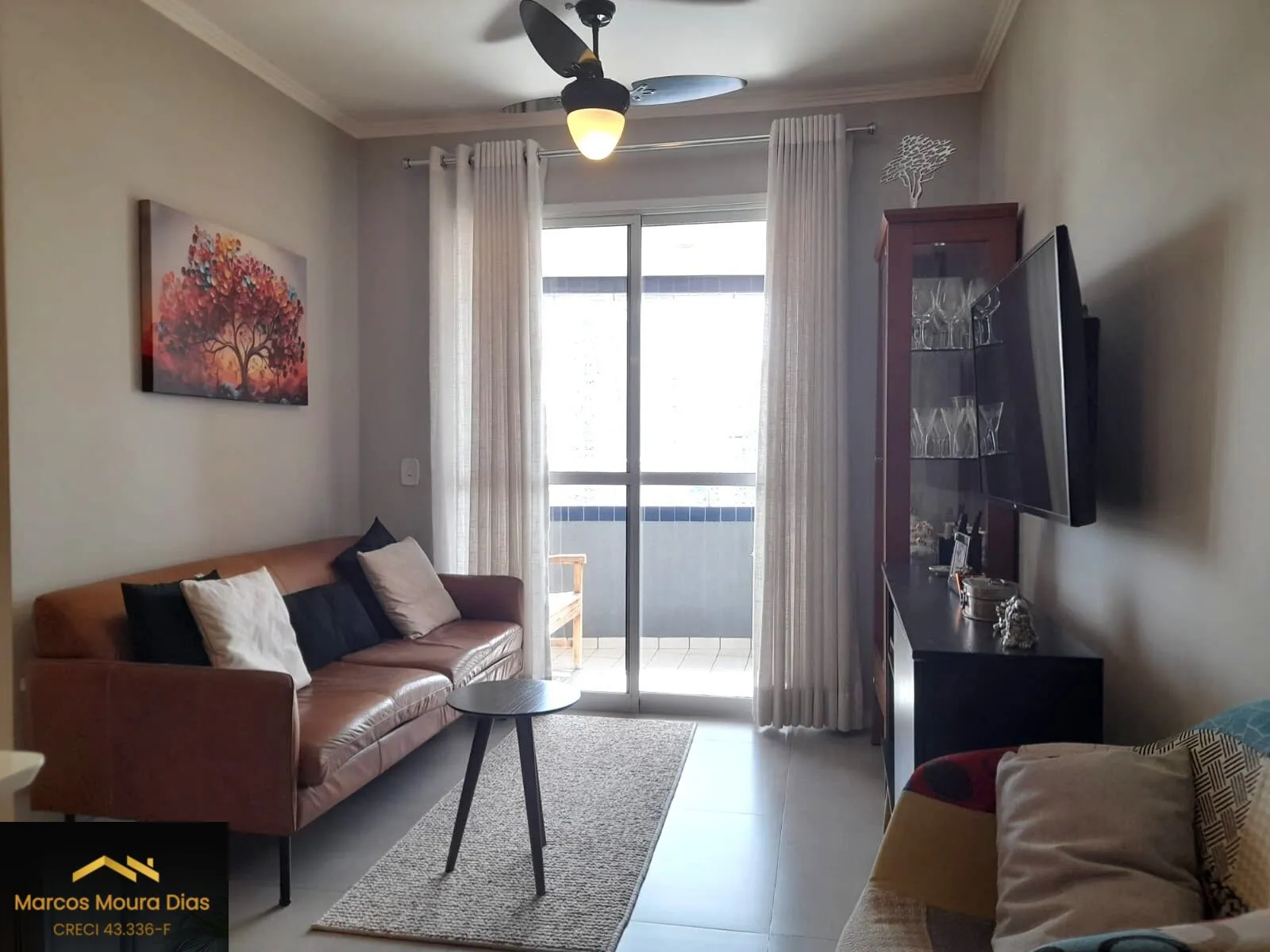 Imagem Apartamento na Pompeia com 2 dormitórios (1 suíte) e 1 vaga, próximo ao Sesc Pompeia. Edifício com portaria 24h e lazer