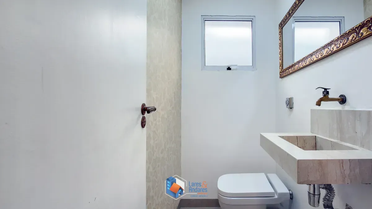 Imagem Sobrado para venda em Jaguaré com 3 quartos, sendo 1 suíte, 171m²