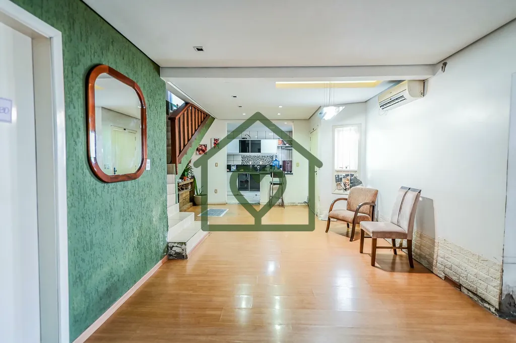 Imagem Sobrado com piscina, espaço gourmet completo e vista panorâmica ? oportunidade imperdível! 
 
Exc...