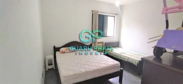Imagem 3 dormitórios sendo 1 suíte, sala espaçosa para 2 ambientes, banheiro social, cozinha, área de serviço, 2 vagas de garagem
