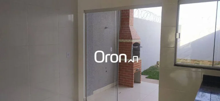 Imagem Sobrado com 2 dormitórios à venda, 84 m² por R$ 299.000,00 - Jardim São José - Goiânia/GO