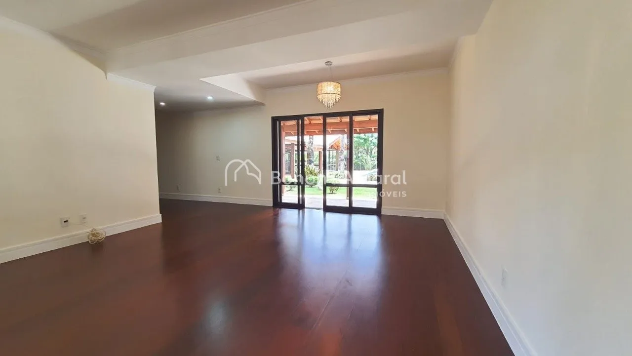 Imagem Casa à venda em Condomínio no Bairro Gramado - Campinas -SP