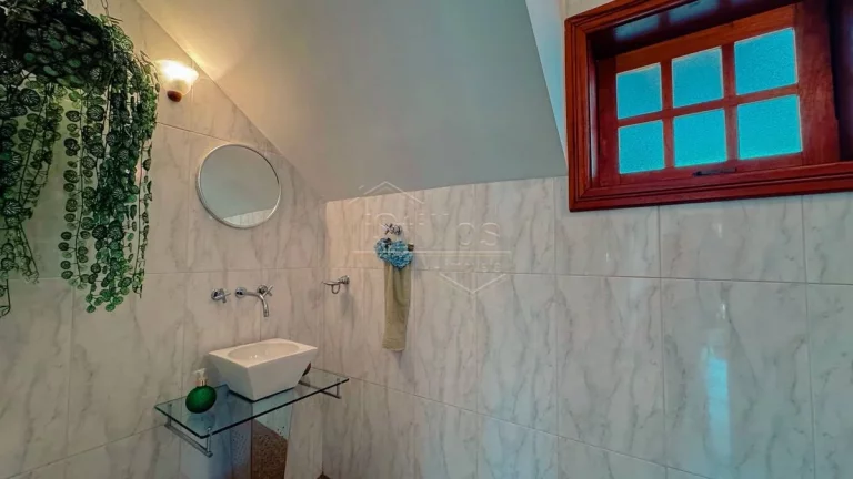 Imagem Casa em condomínio - Campos do Jordão