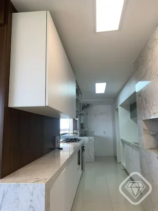 Imagem Apartamento Mobiliado com Suíte e Vista para o Pôr do Sol

Brilhante Imóveis apresenta este belí...