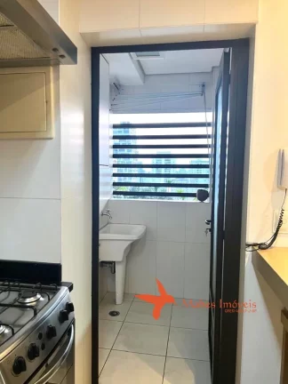 Imagem Apartamento para locação de alto padrão em Pinheiros, SP: 2 quartos, 1 suíte, 2 banheiros, 2 vagas, 84m². Venha conferir!