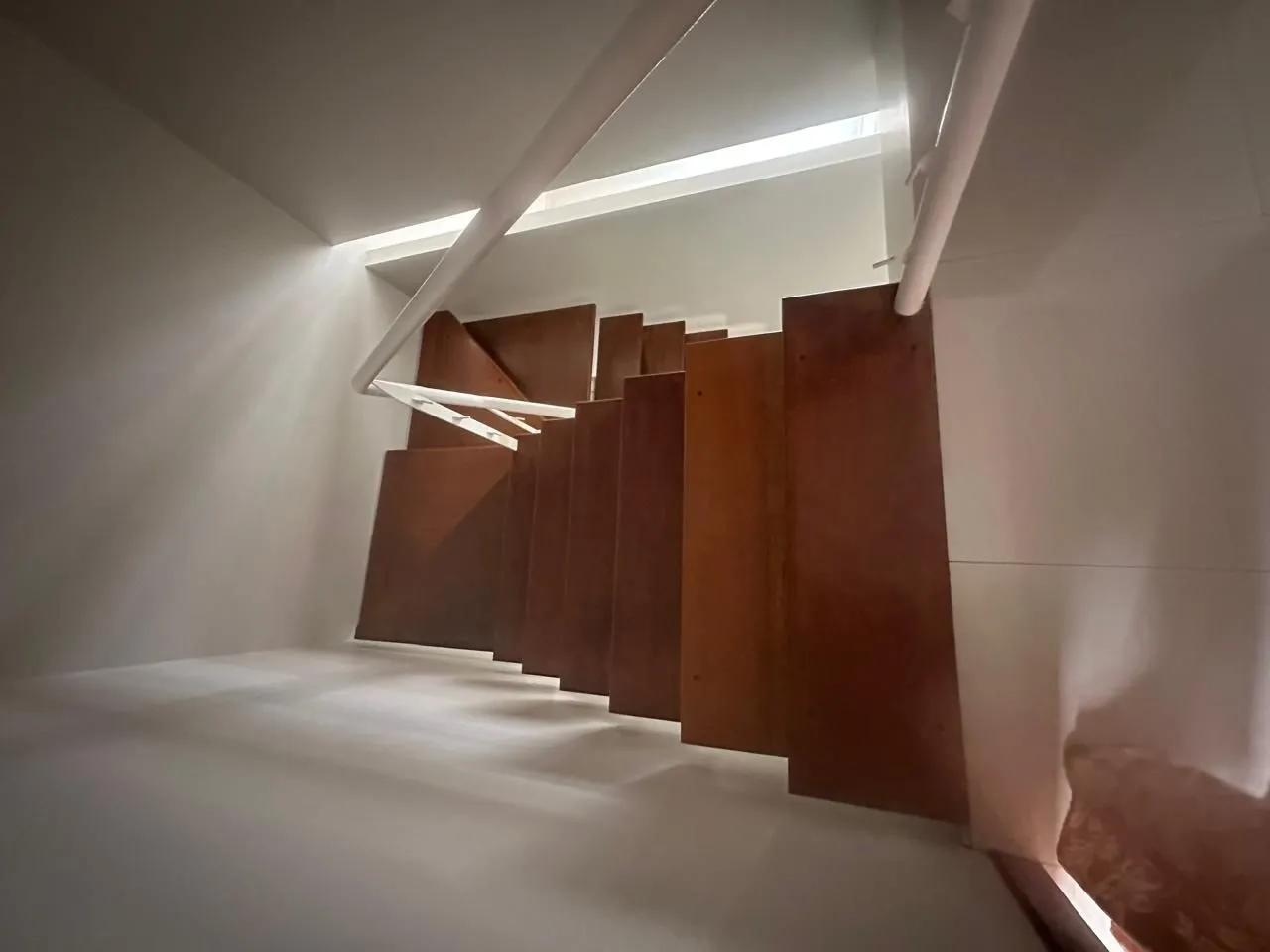 Imagem Vende-se casa com 4 suítes, 184m² e 4 vagas - Chácara das Pedras
