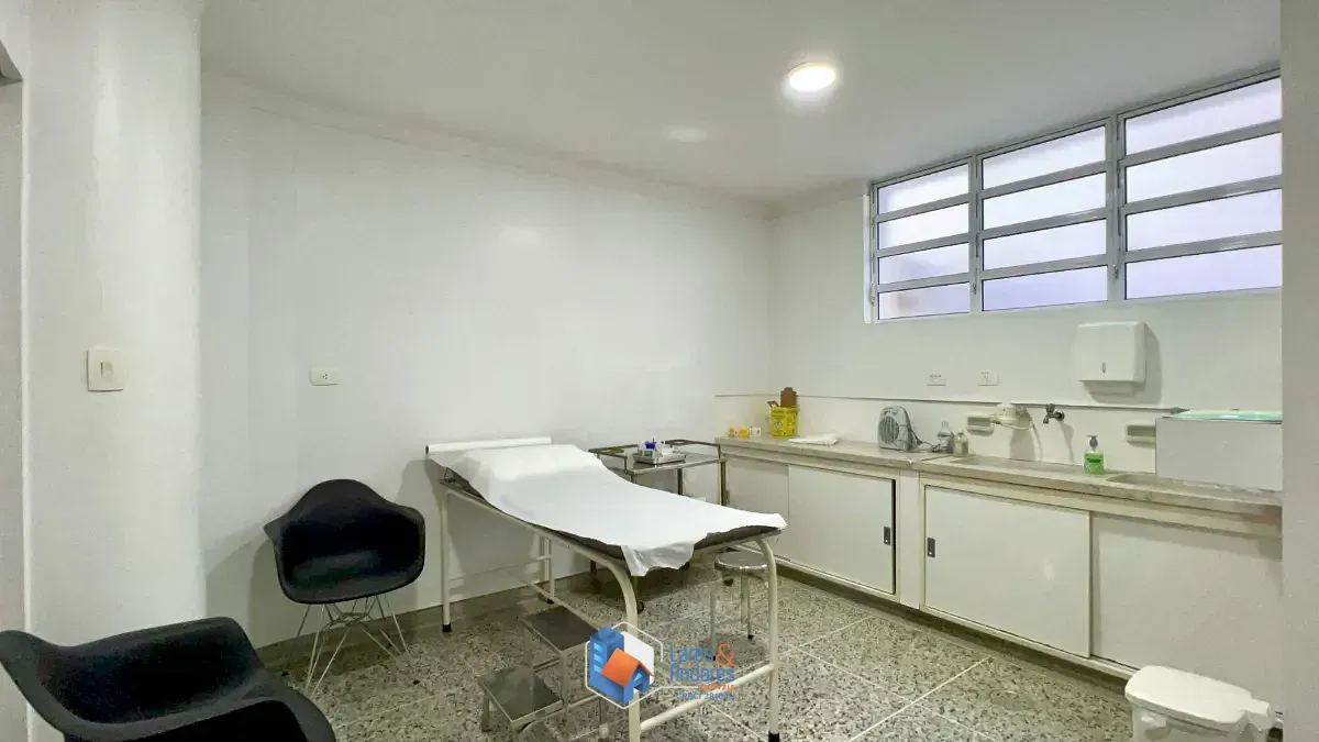 Imagem Conjunto comercial para venda em Jardim Paulista, 317m²