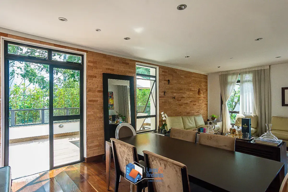 Imagem Duplex para venda em Vila Suzana com 4 quartos, sendo 2 suítes, 308m²