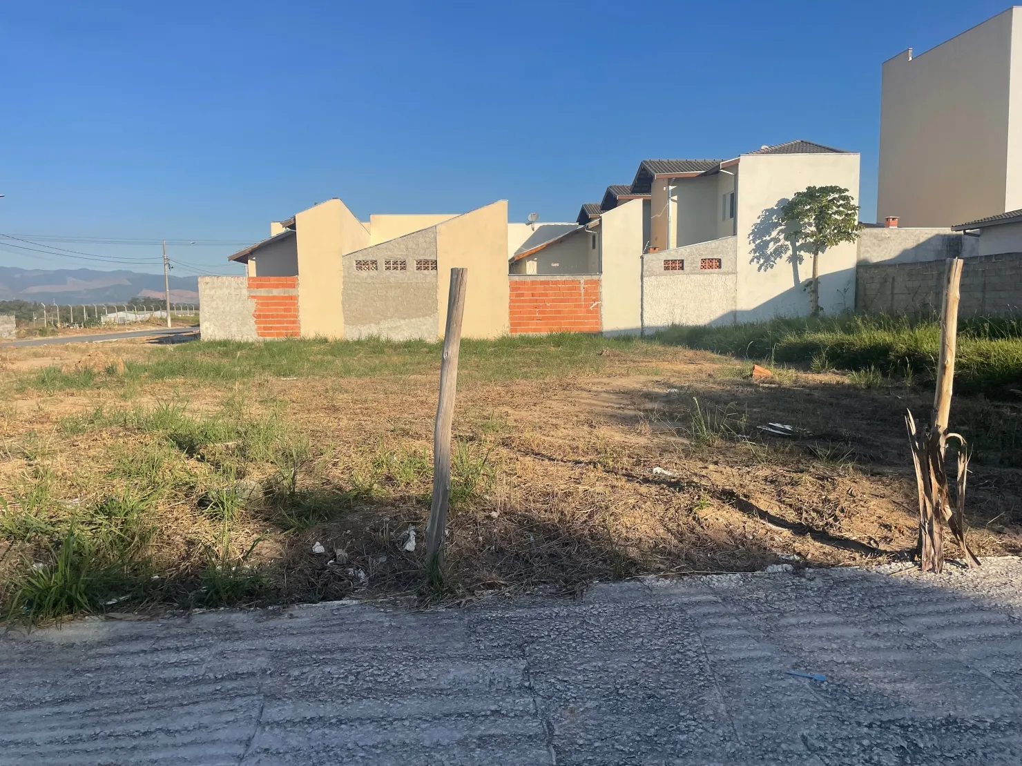 Foto do imóvel Terreno à venda 200M², Parque das Palmeiras, Pindamonhangaba - SP