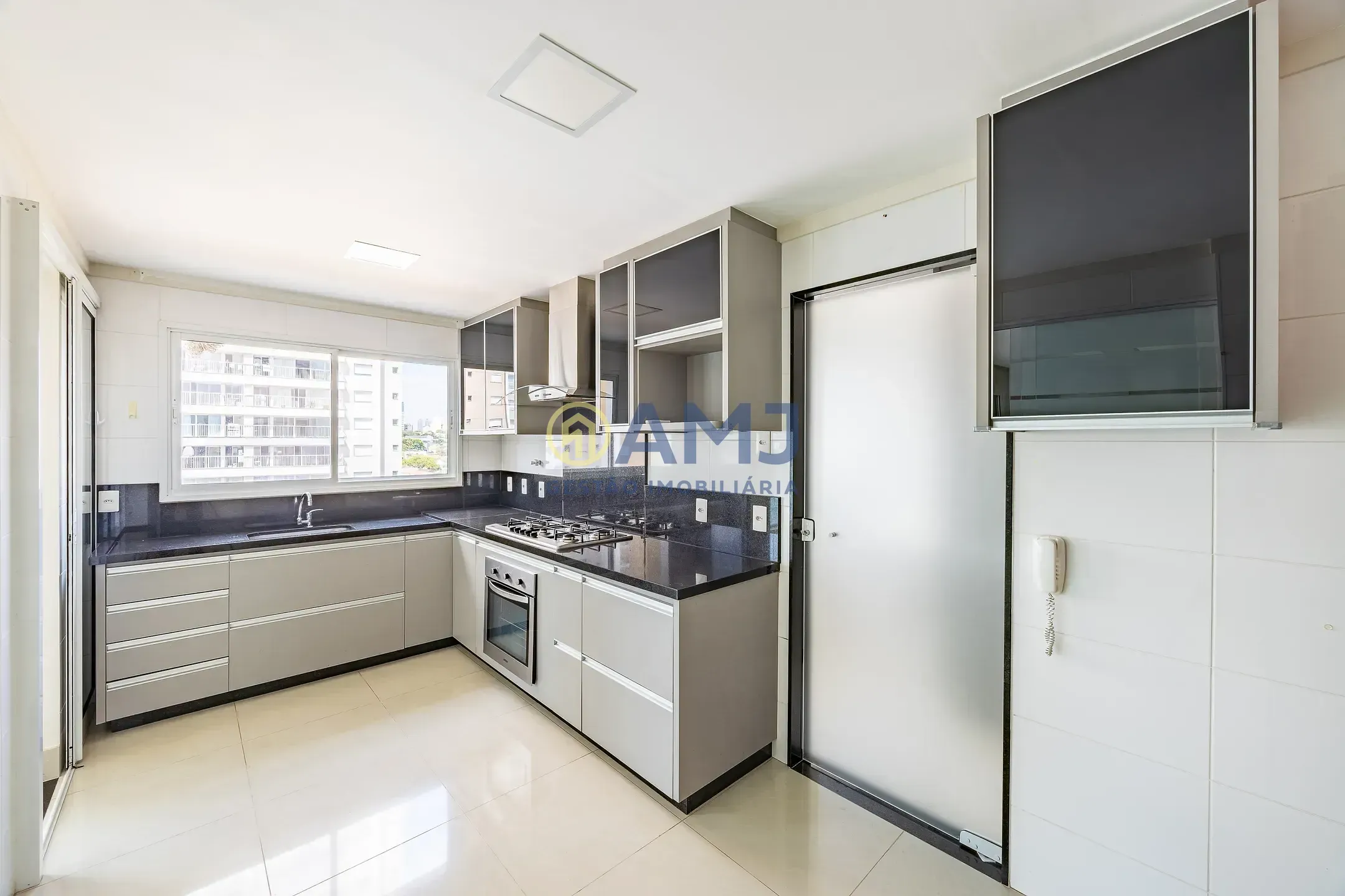 Imagem Apartamento à venda 3 Suítes - Palco Vaca Brava