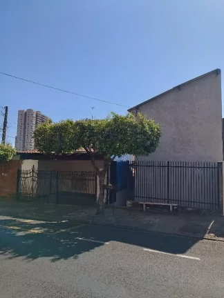 Imagem TERRENO COM 3 CASAS A VENDA NO PARQUE ESTORIL