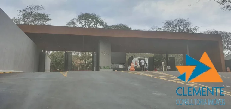 LOTE 1,057 M² CONDOMINIO FECHADO GRAN ROYALLE AEROPORTO-CONFINS MG